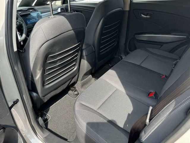 Fahrzeugabbildung KGM Tivoli Nomad Automatic*Klima*Navi*MJ25