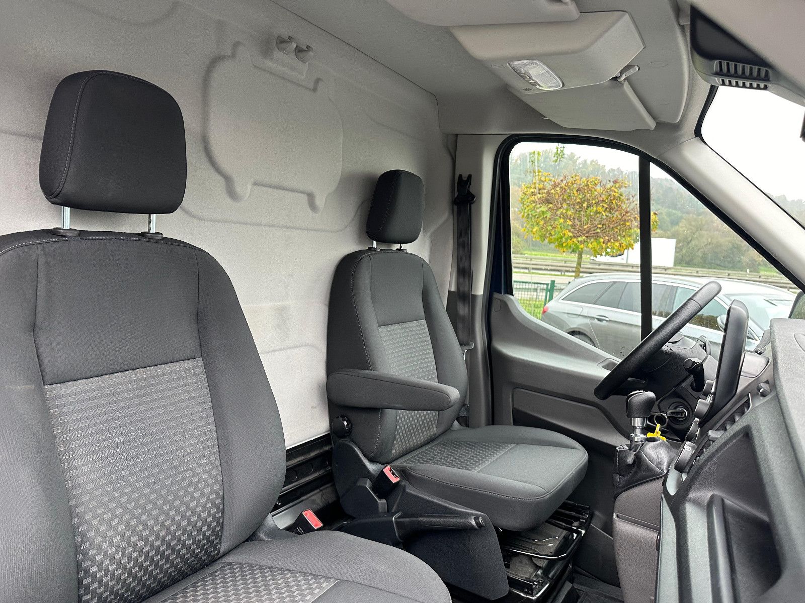 Fahrzeugabbildung Ford TRANSIT 350 Trend* KLIMA*NAVI*TEMPO*PDC*