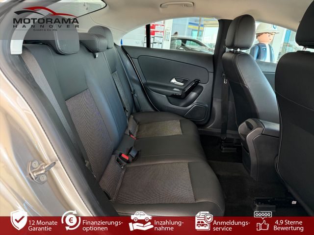 Mercedes-Benz CLA 200 d  BUSINESSAHKSHZTÜV+INSP. NEU1.Hand