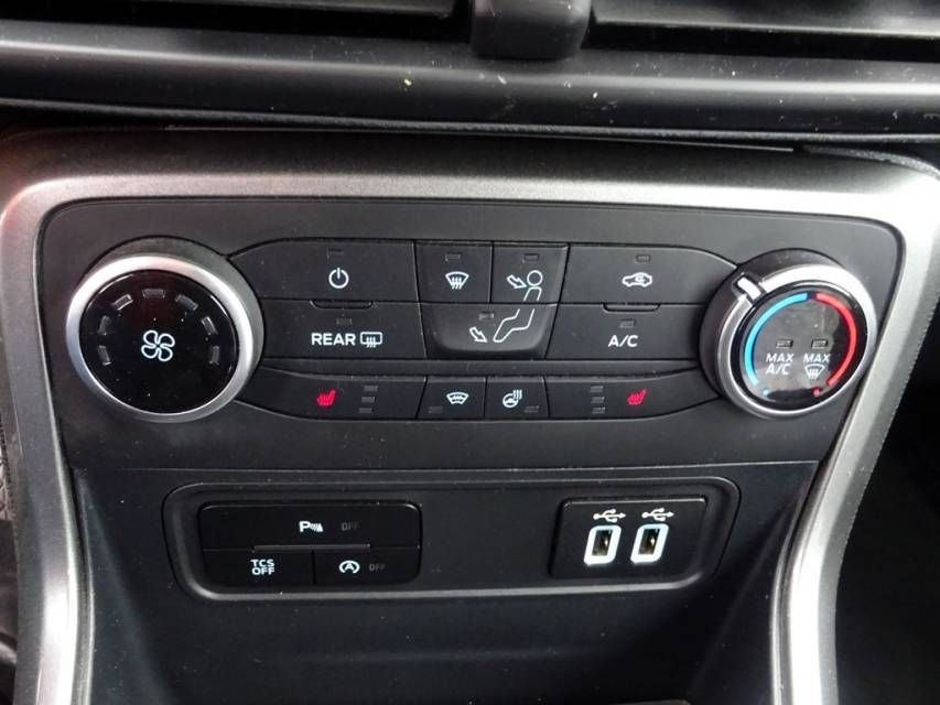 Fahrzeugabbildung Ford EcoSport 1,0 EcoBoost Trend  Klima