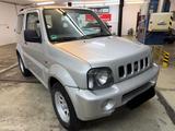 Suzuki Jimny 4WD - Suzuki Jimny: Allradantrieb