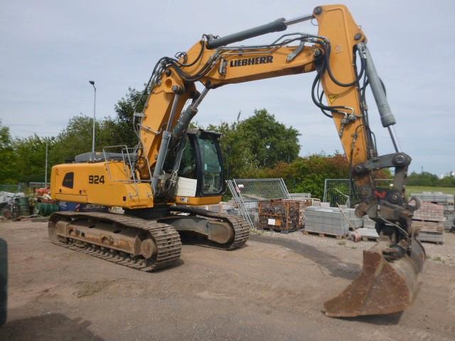 Liebherr R924 LC inkl. Verachtert CW 40 & GLV !!!