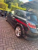 Opel Astra H GTC 1.8 OPC line - Opel Astra: Gtc Opc Line