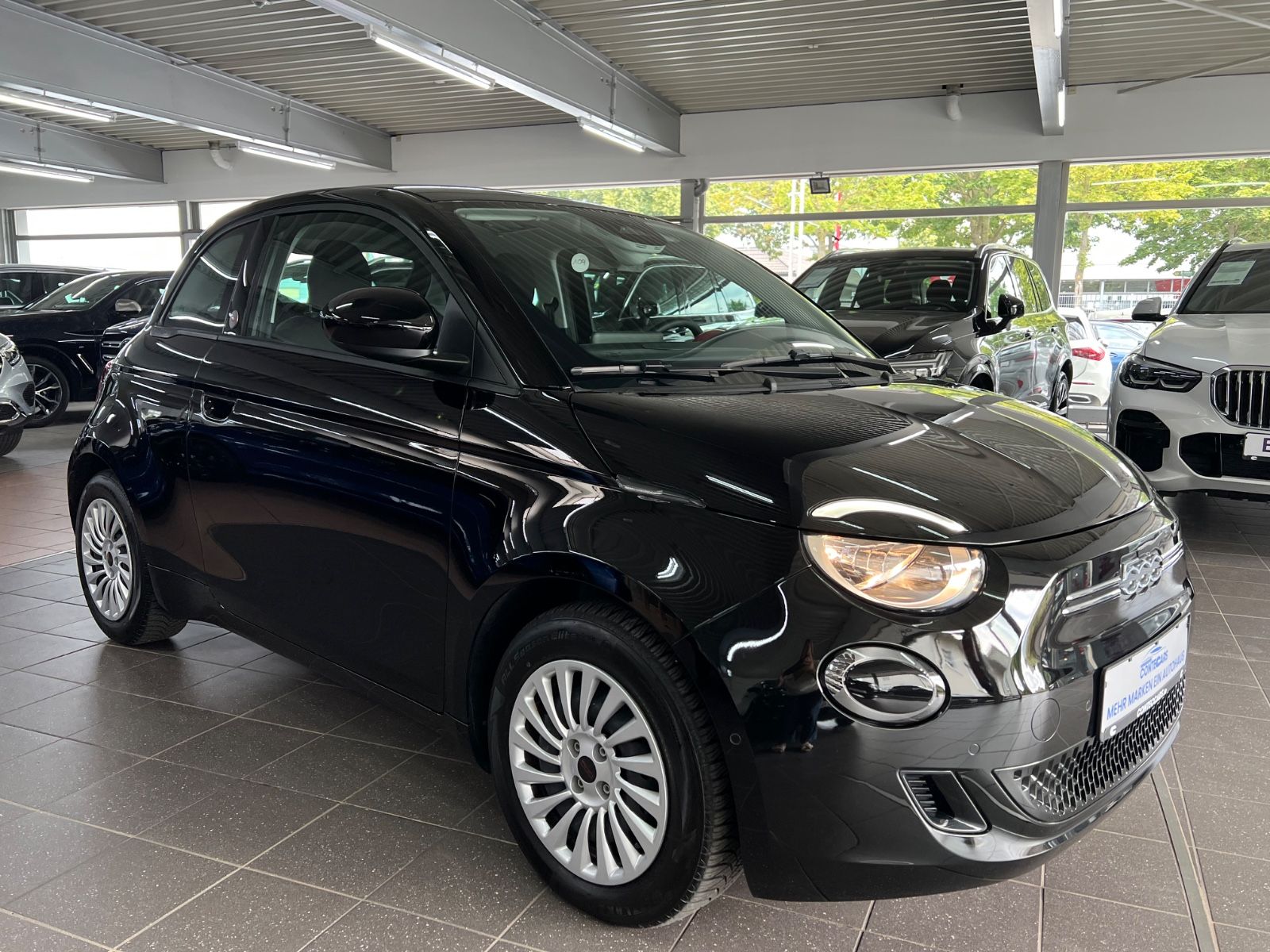 Fiat 500e Red Einparkhilfe mit KAM+Totwinkel ASSIST imagem 3