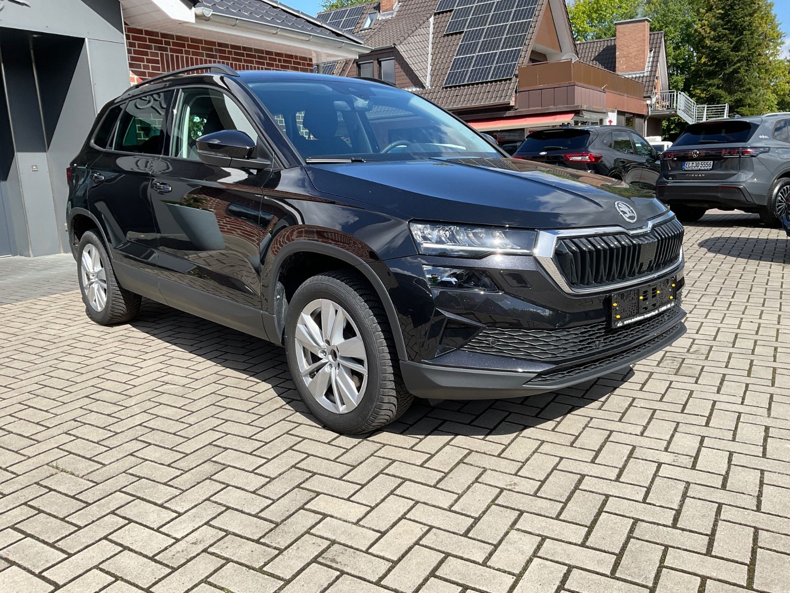 Fahrzeugabbildung SKODA Karoq 1.5l TSI ACT DSG,Navi,Kamera,LED,VirtualCo
