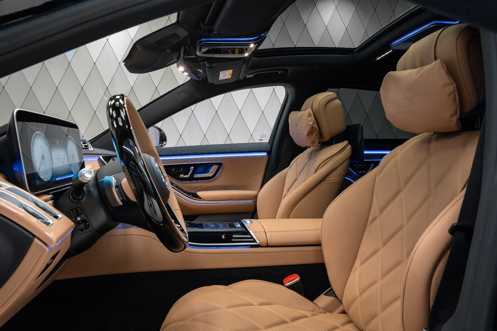 S 680 Maybach "VIRGIL ABLOH" 1 of 150 Limited - Bild 14