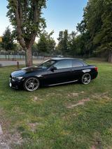 BMW Bmw e93 325i Tacho weiß/apple carplay - BMW 325 in Wiesbaden