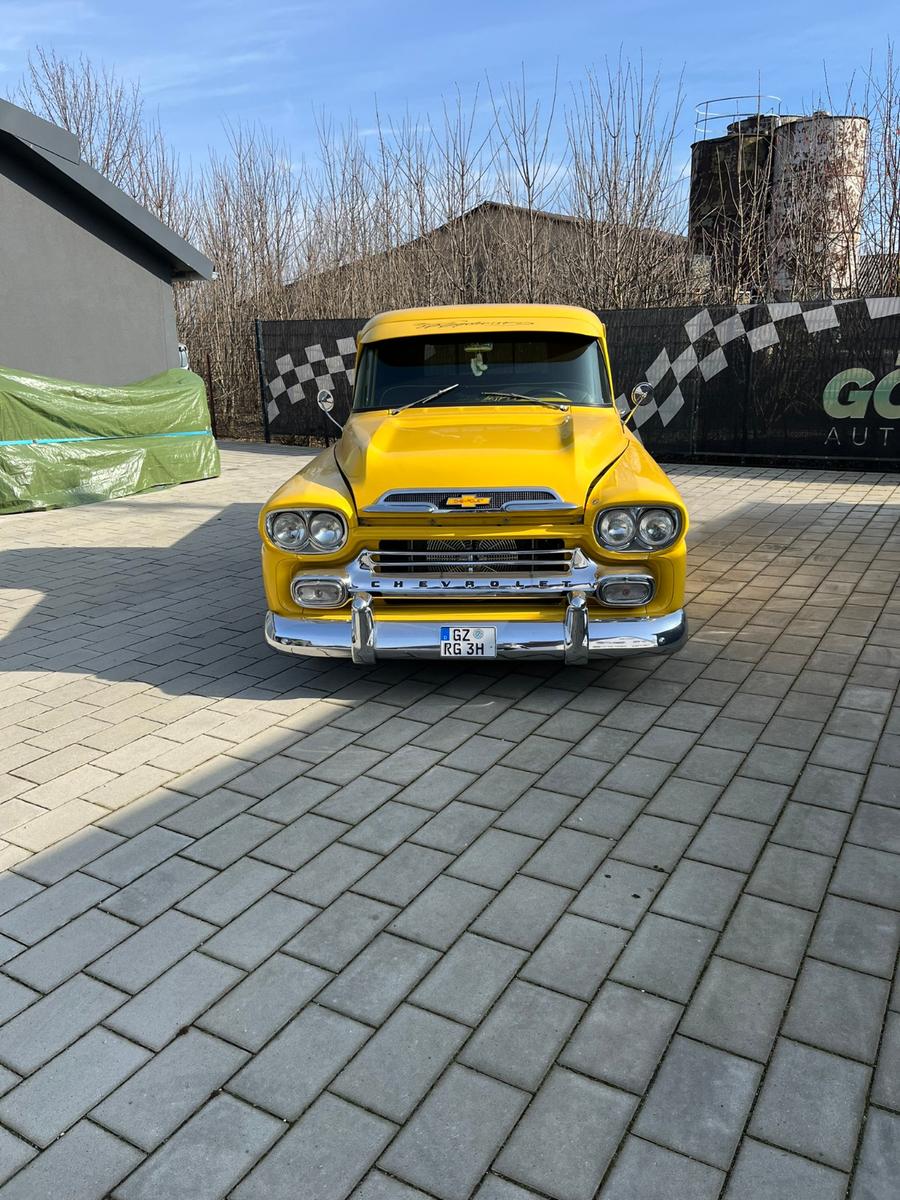 Chevrolet Apache 31