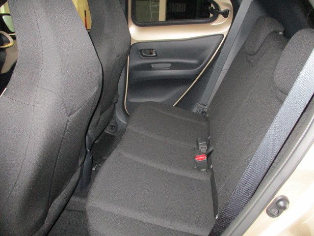 Fahrzeugabbildung Toyota Aygo X Team D Automatik