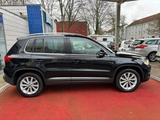 Volkswagen Tiguan Sport & Style BMT*1-Hand* Automatik*Navi* - VW Tiguan Gebrauchtwagen in Duisburg