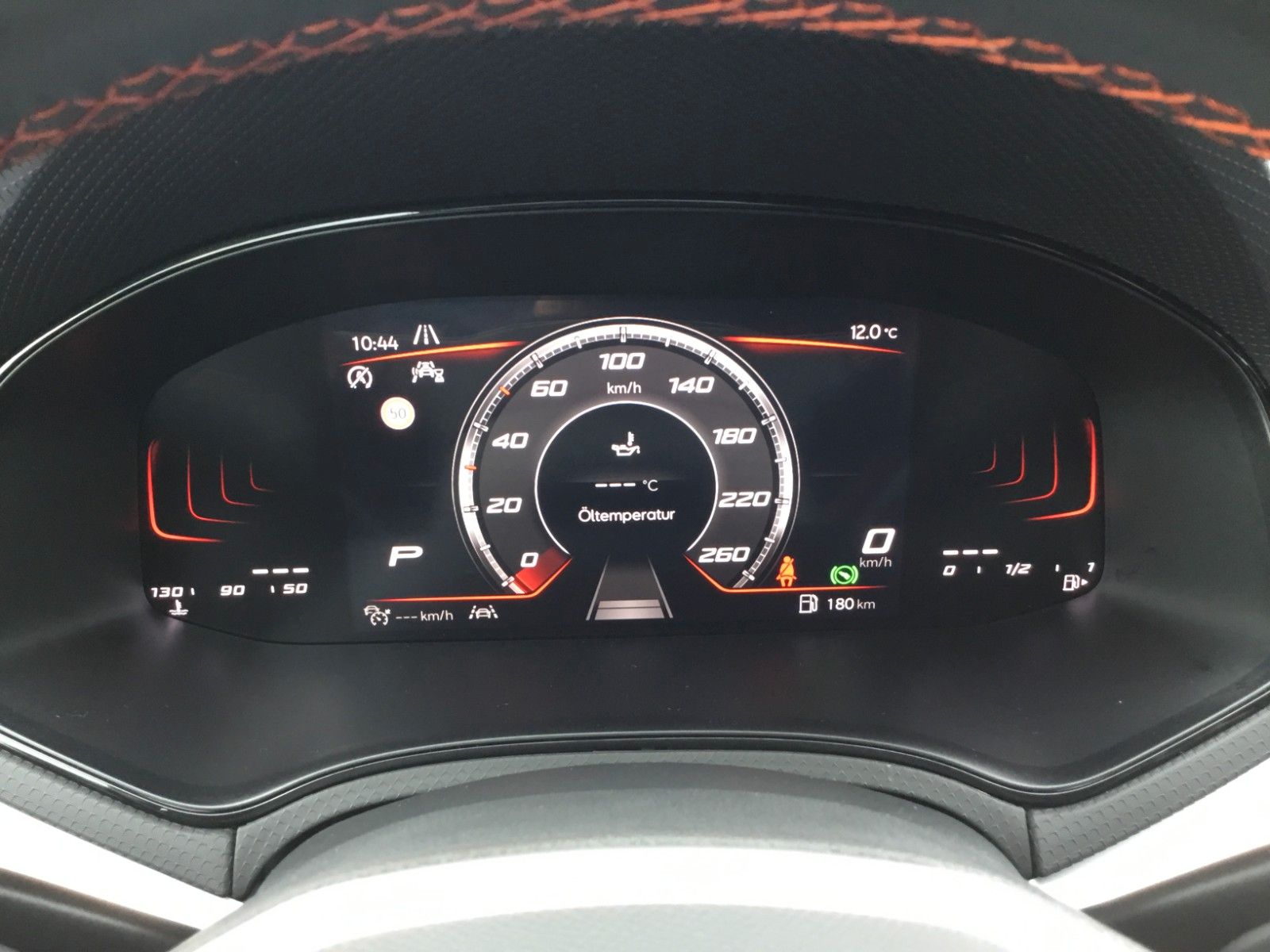 Fahrzeugabbildung SEAT Arona FR 1.5 TSI DSG+AHK+ACC+17"+Navi+Kamera