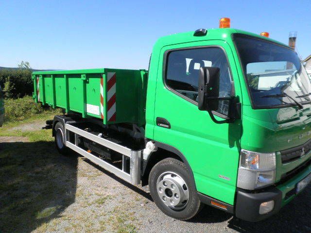 Mitsubishi Fuso Canter 7C18