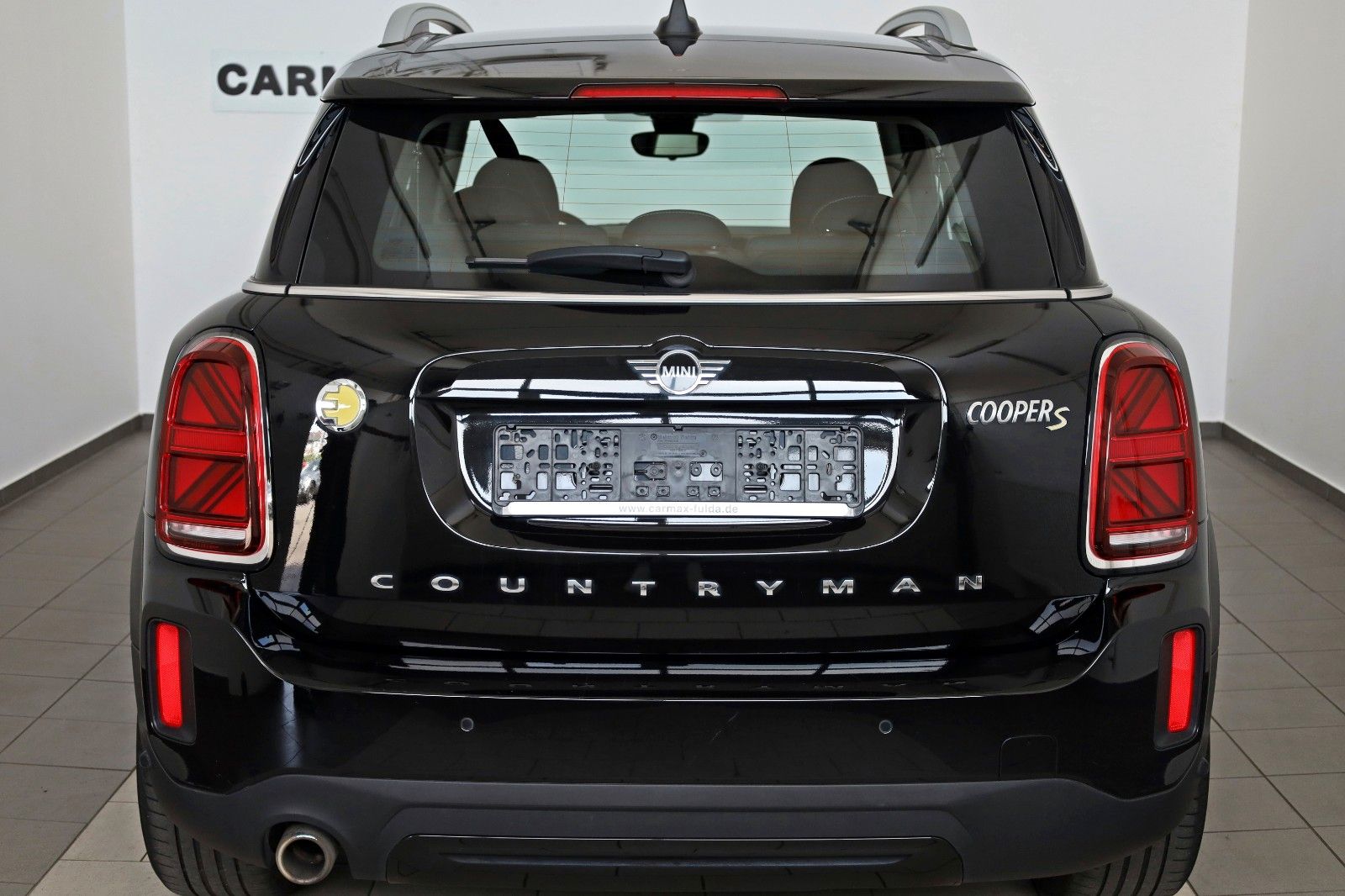 Fahrzeugabbildung MINI Cooper SE Countryman All4 Hybrid Trim ,Navi,LED