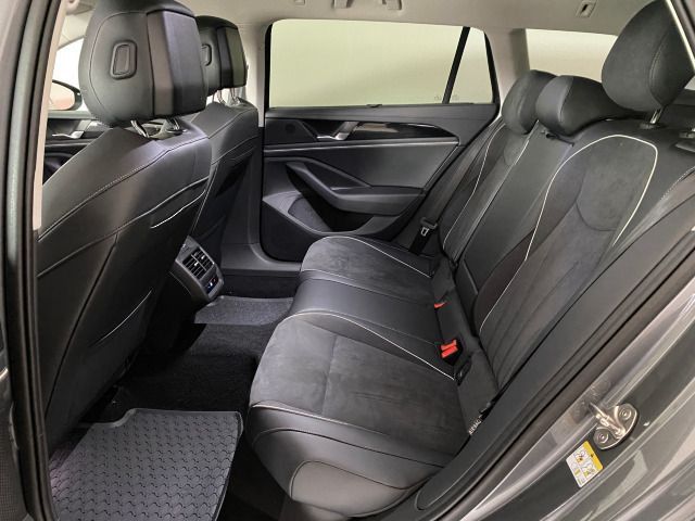 Passat Variant Business 1.5 eTSI DSG AHK+HUD