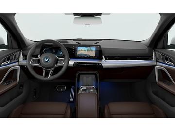 2025 BMW IX2 照片 5