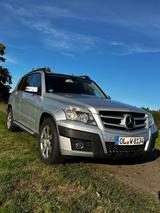Mercedes-Benz GLK 320 CDI 4MATIC - - silberne Mercedes-Benz GLK 320