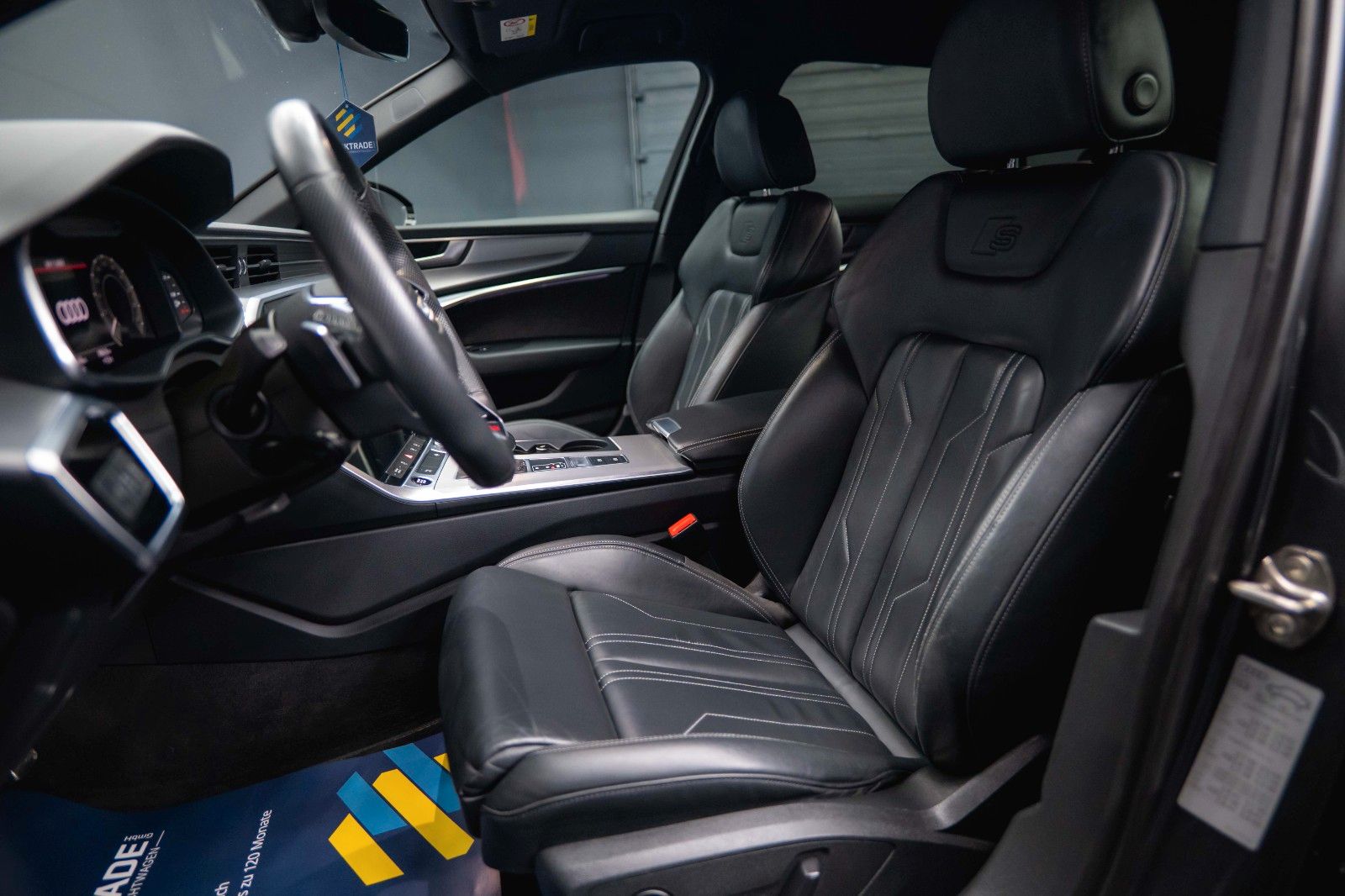 Fahrzeugabbildung Audi A6 Avant 55 TFSIe quattro S-Line Sport *LED*B&O*