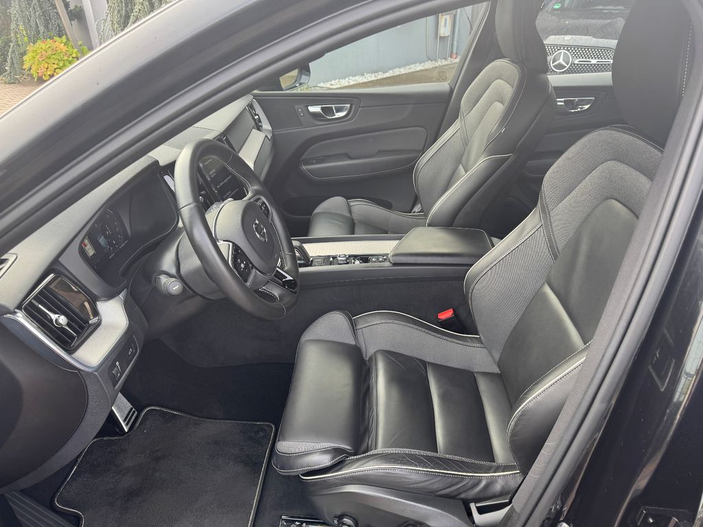 Volvo XC60 R Design Volvo XC60 R Design