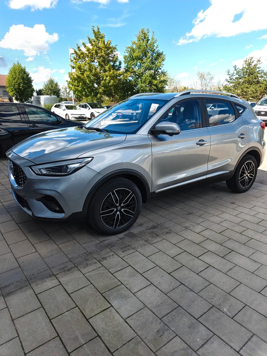 MG ZS