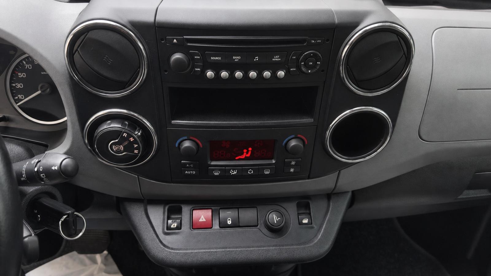 Citroën Berlingo Kombi Silver Selection*TÜVneu*Klima*AHK