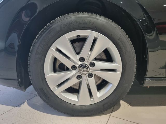 Golf Variant VIII Life 2.0 TDI Navi Keyless PDCv