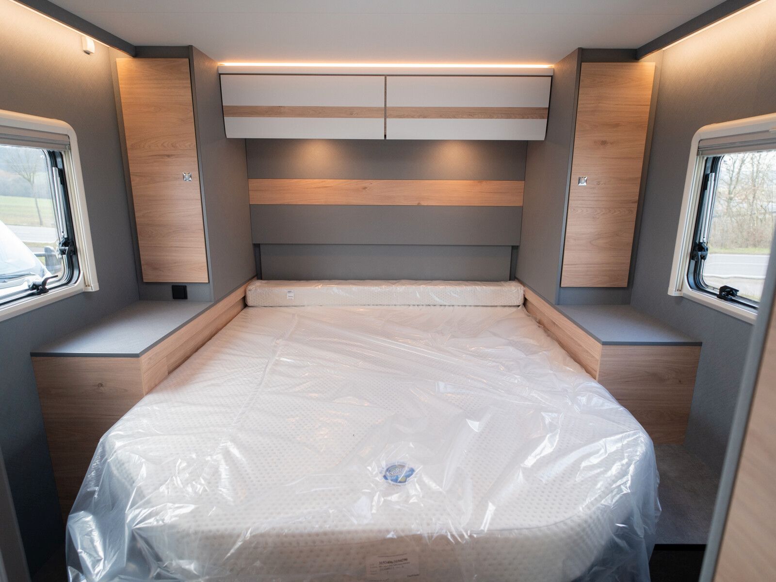 Fahrzeugabbildung Dethleffs Just Camp Active T 7052 DBL *AKTION*Hubbett*Navi