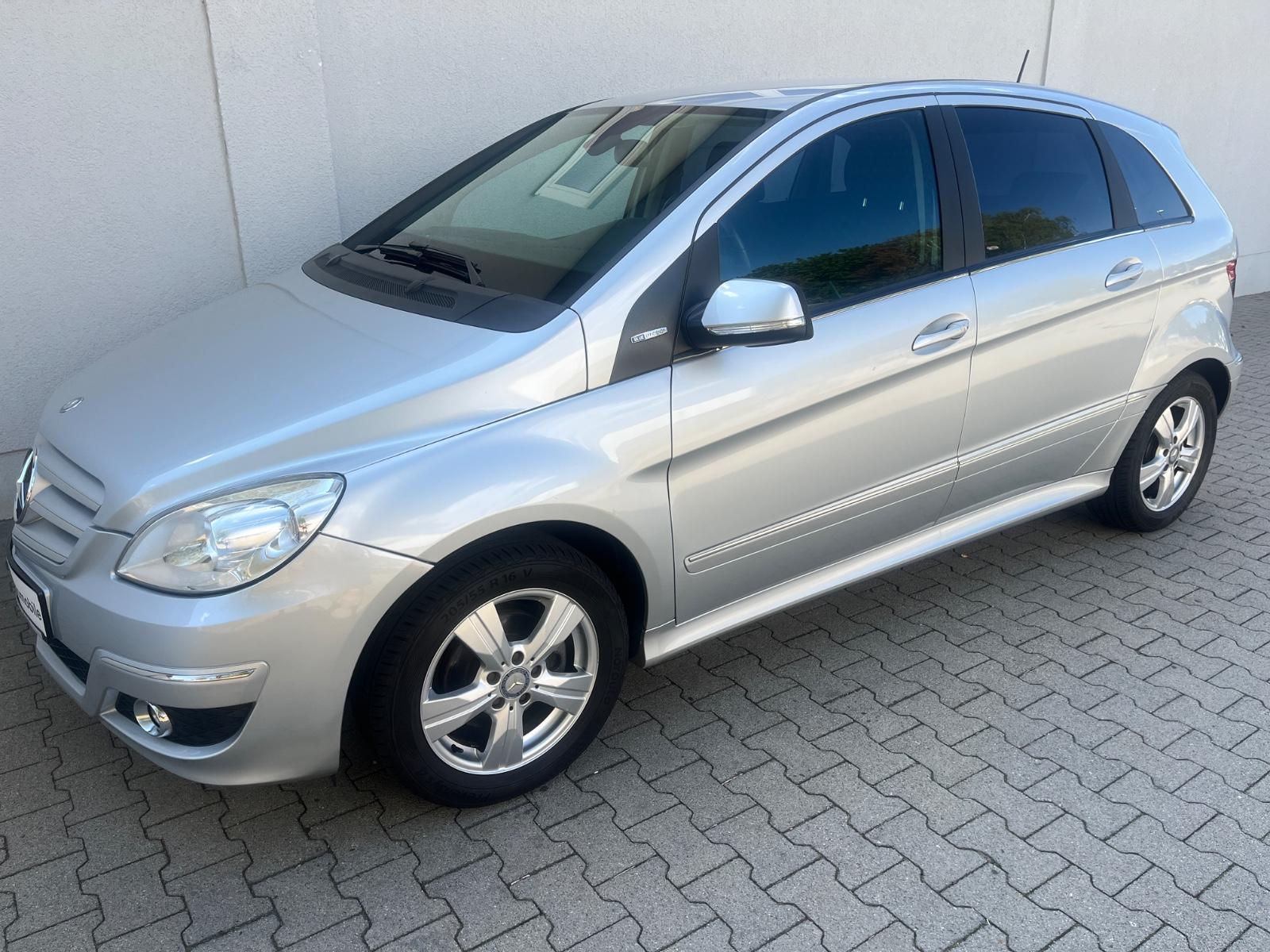 Mercedes-Benz B 180 BlueEfficiency Navi Klima Sitzheizung