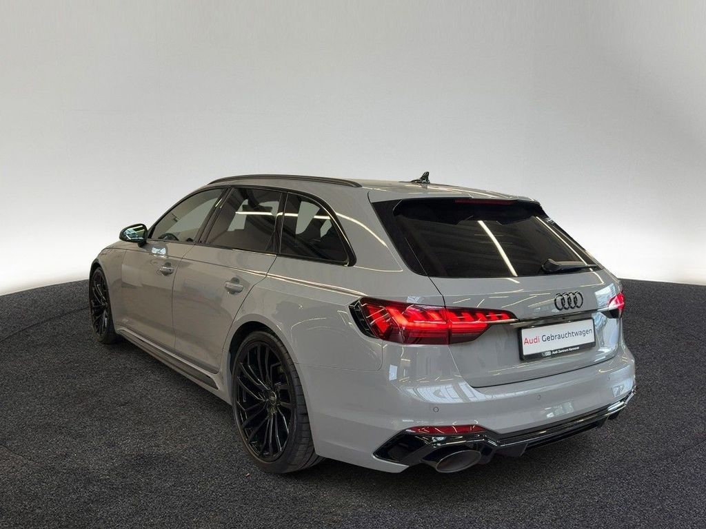 Audi RS4 — fotografia 2