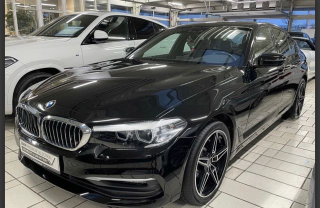 BMW 530d Scheckheftgepflegt mit BMW-Garantie 