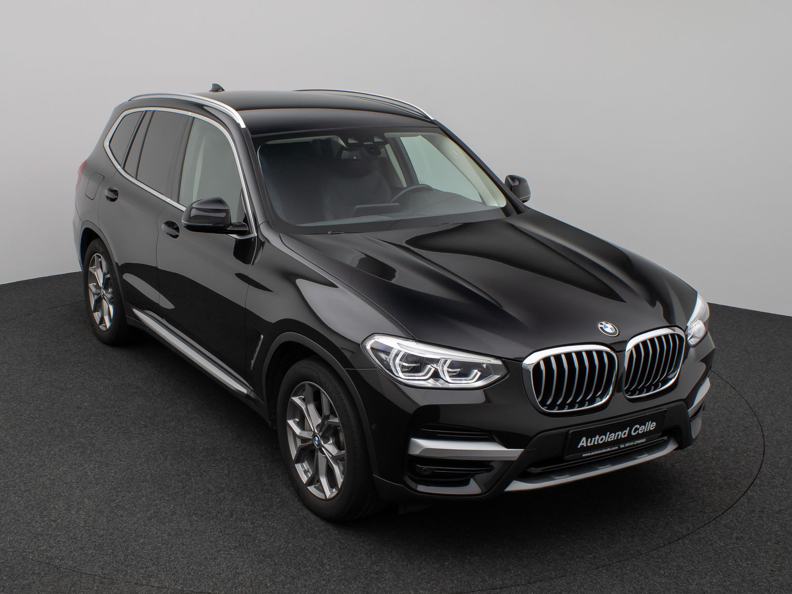 Fahrzeugabbildung BMW X3 xD30e xLine Kamera DAB HiFi Komfort Sport LED