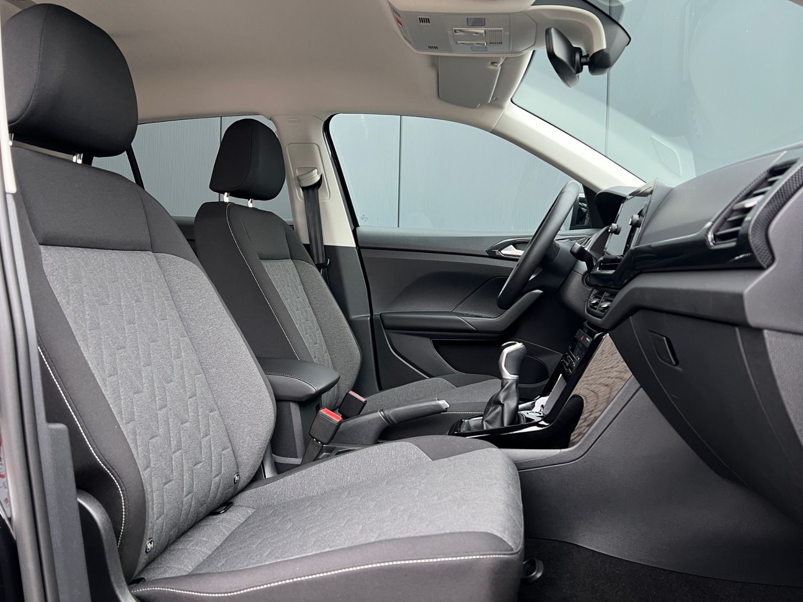 Fahrzeugabbildung Volkswagen T-Cross Life 1.0 TSI *IQ.Light, Rückfahrkamera,