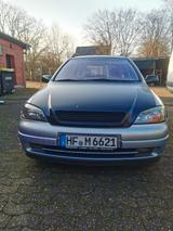 Opel Astra 1.6 Elegance Automatik Elegance - Opel Astra aus 2001: Elegance