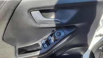 Fahrzeugabbildung Ford Puma Titanium