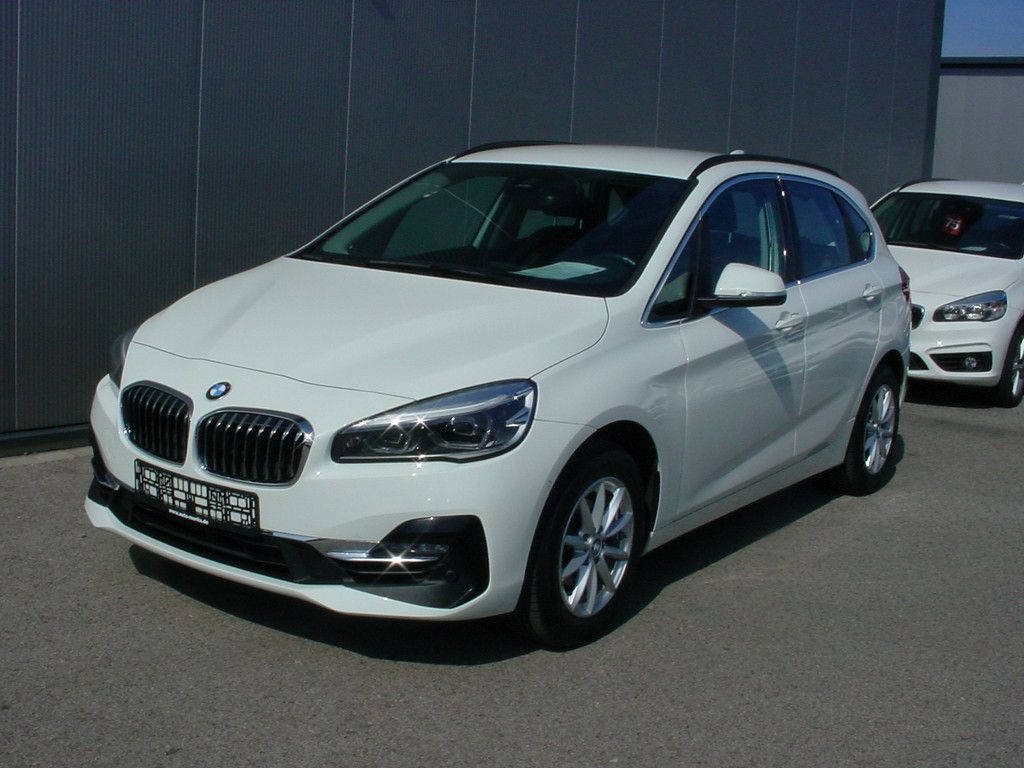 BMW 216i Luxury Line*Navi*LED*PDC*Leder