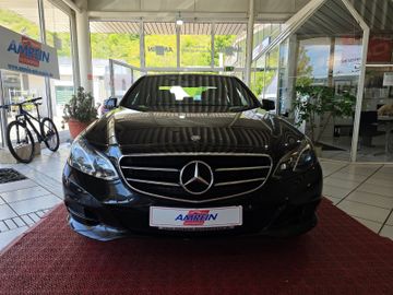 Mercedes E 220 - 2