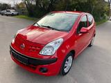 Nissan Pixo 1.0l - Nissan Pixo: Rot