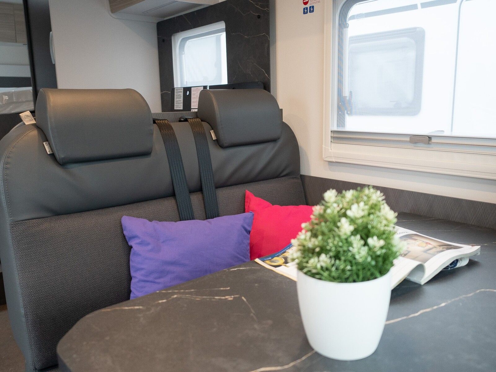 Fahrzeugabbildung Etrusco T-Modell Base 6.9 SB Markise*Hubbett*MJ 2026