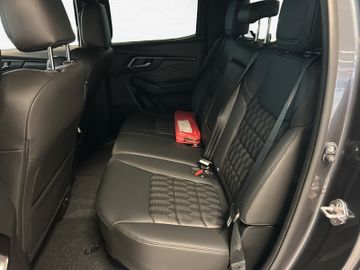 Fotografie 9 des Isuzu D-Max 1.9 V-Cross 3,5t Anhängelast Kamera Carpla