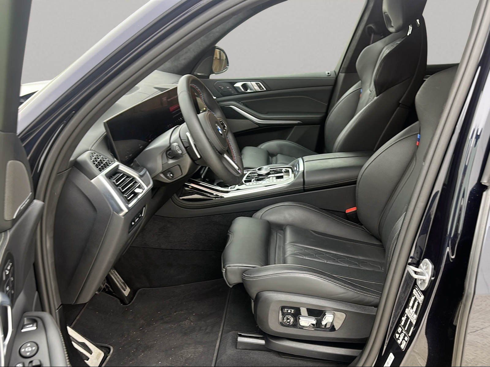BMW X7 M60 - Bild 13