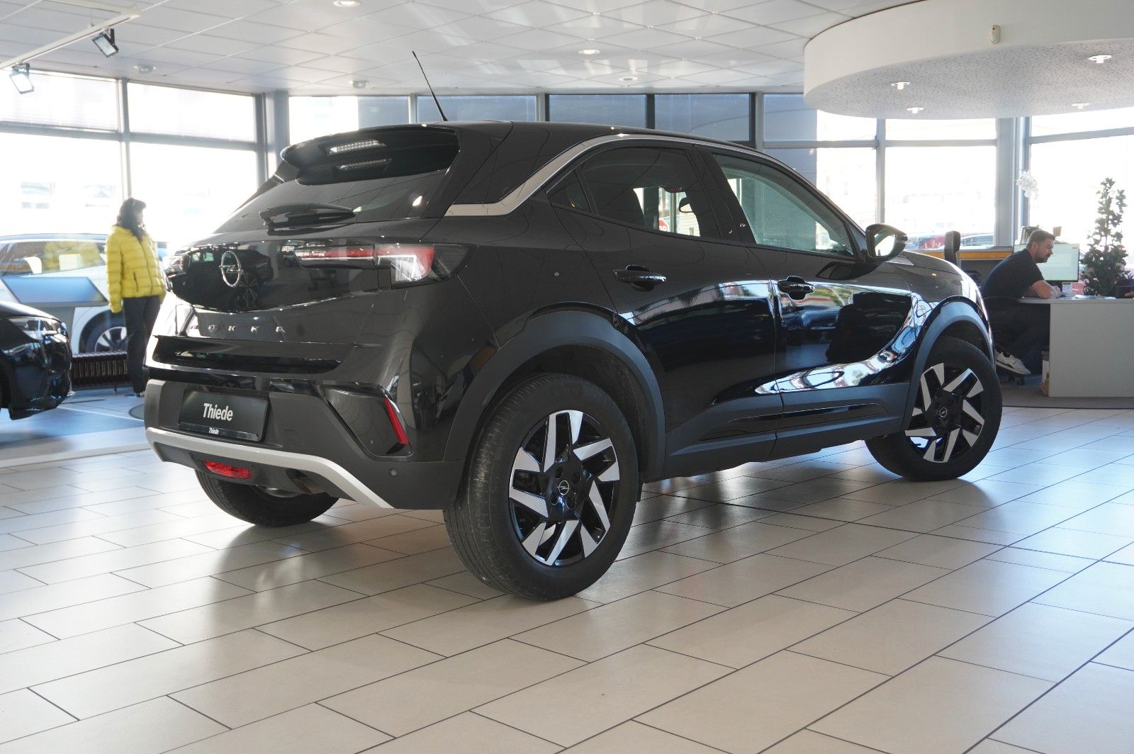 Fahrzeugabbildung Opel Mokka ELEGANCE 1.2T NAVI/LED/KAMERA/SPORT/DAB+