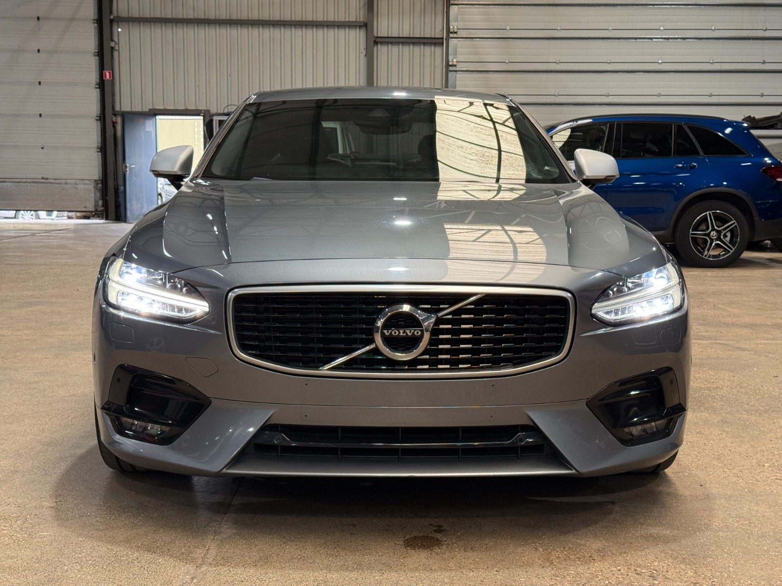 Volvo S90 Lim. R Design imagem 2
