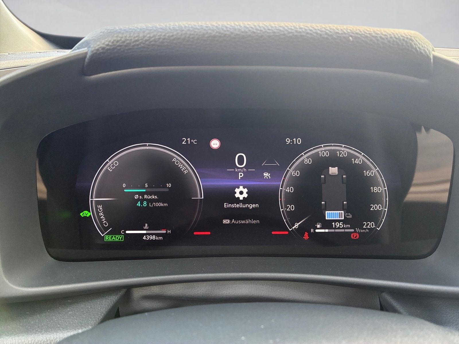 Fahrzeugabbildung Toyota C-HR 1.8 FWD Teamplayer Kamera,LED,Navi,SHZ,ACC