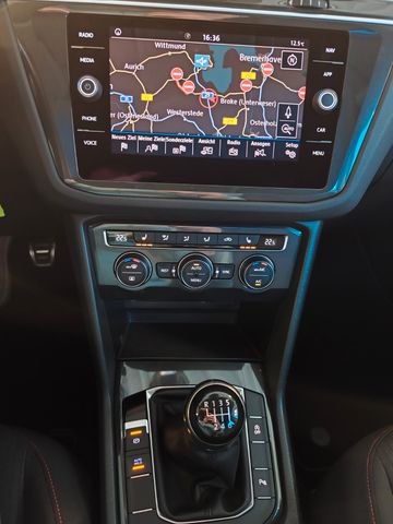 Tiguan 1.4 TSI *R-Line*Sound*AHK*Panorama*APP
