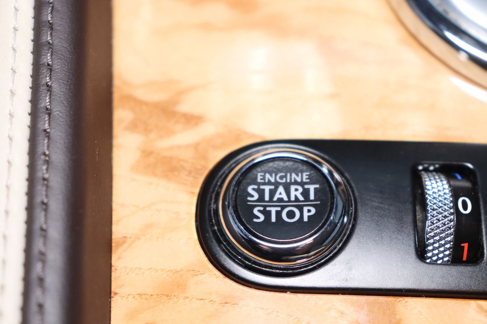 Fahrzeugabbildung Bentley Continental GT 6.0 4WD Navi * Xenon