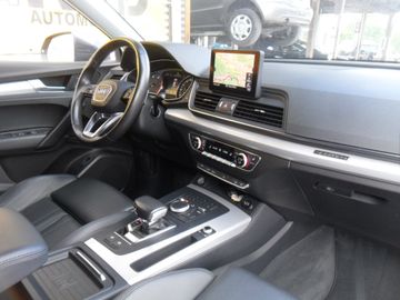 Audi Q5 - 11