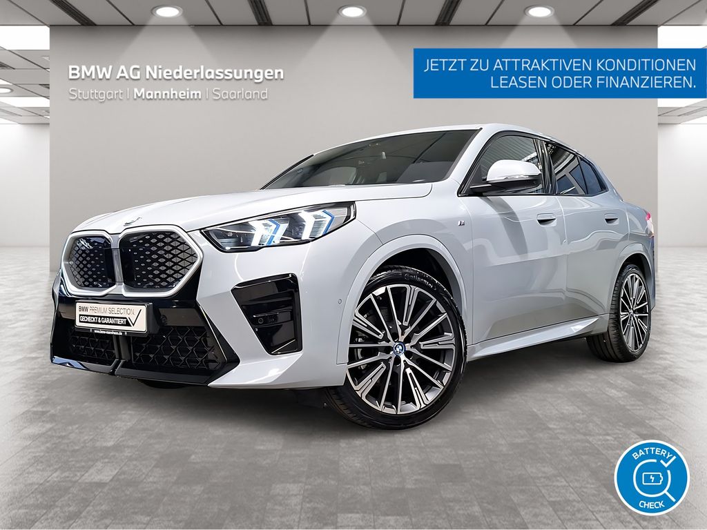 BMW iX2 xDrive30 M Sport AHK Driv.Assist.Prof LED