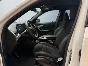 BMW X1 - 10