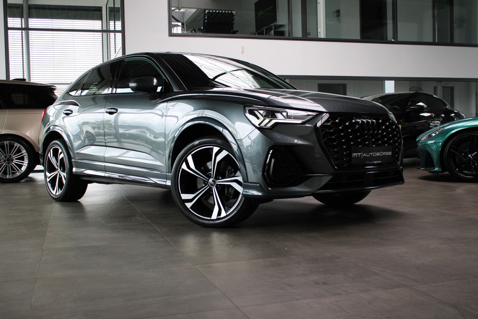 Audi Q3 SPORTBACK 45 TFSIe S LINE/AHK/ACC/MATRIX/20" foto 20