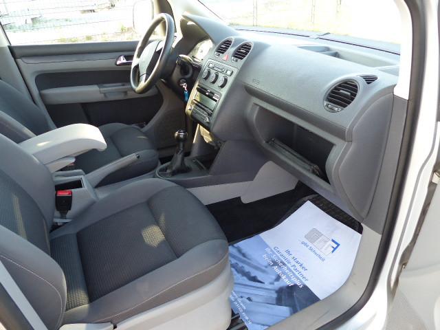 Volkswagen Caddy 2010 — photo 14