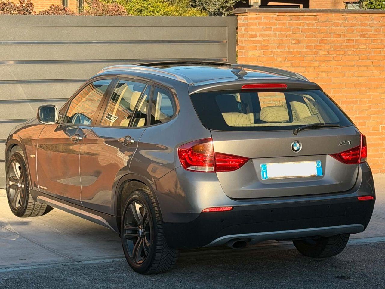 BMW X1 2012 — photo 8